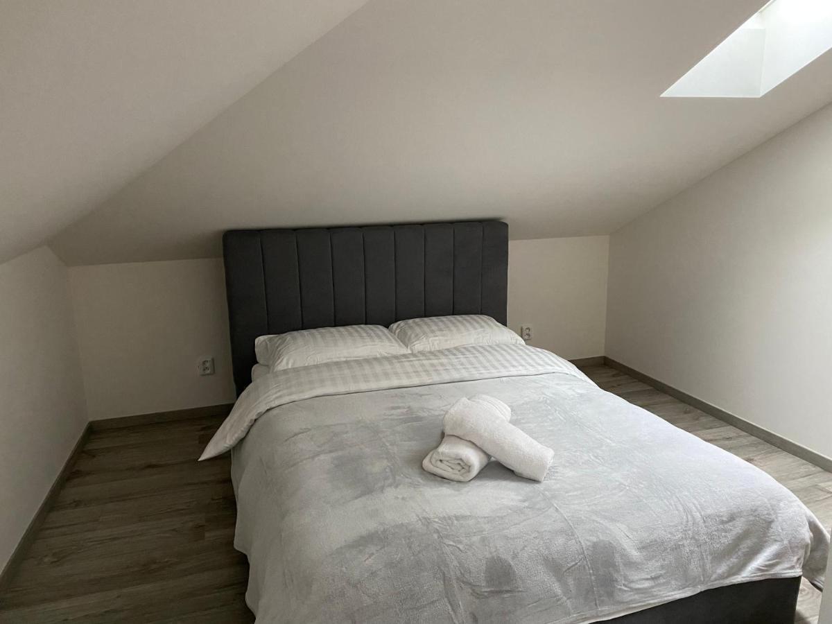 Apartmán Klicperovo 2Kk Hradec Králové Exteriér fotografie