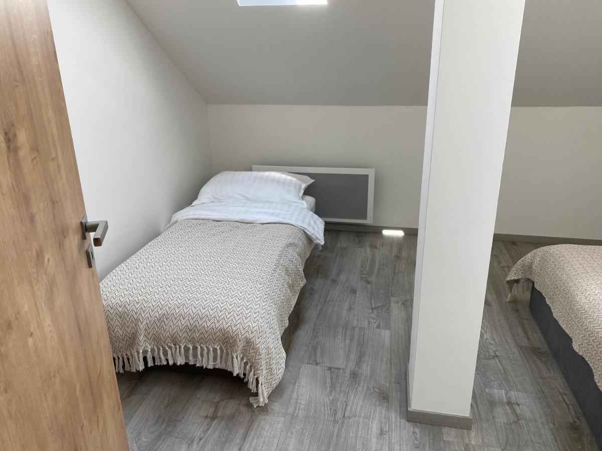 Apartmán Klicperovo 2Kk Hradec Králové Exteriér fotografie